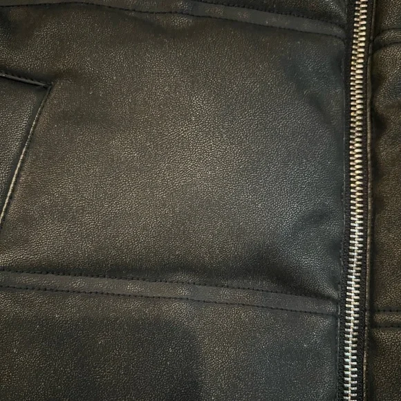 Zara cropped faux leather vest - Picture 2 of 5